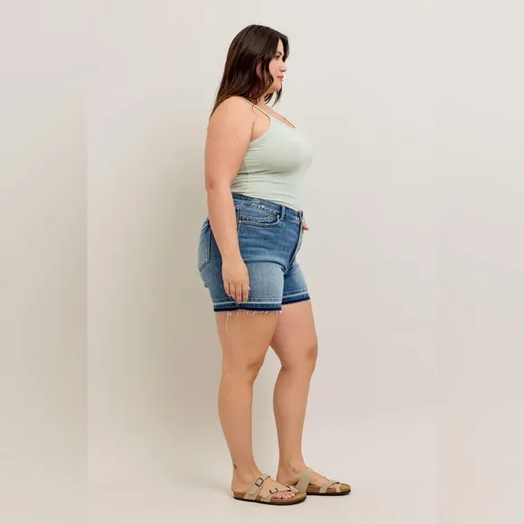 🆕 Judy Blue MR Tummy Control Vintage Wash Release Hem Shorts