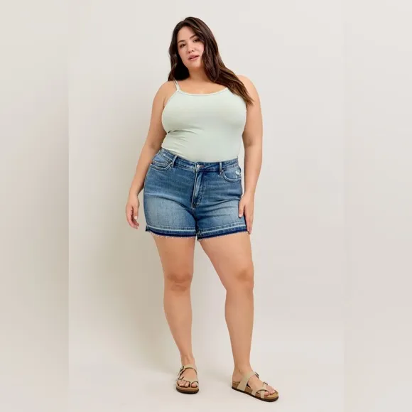 🆕 Judy Blue MR Tummy Control Vintage Wash Release Hem Shorts