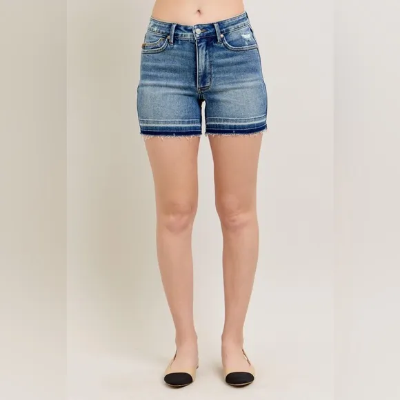 🆕 Judy Blue MR Tummy Control Vintage Wash Release Hem Shorts
