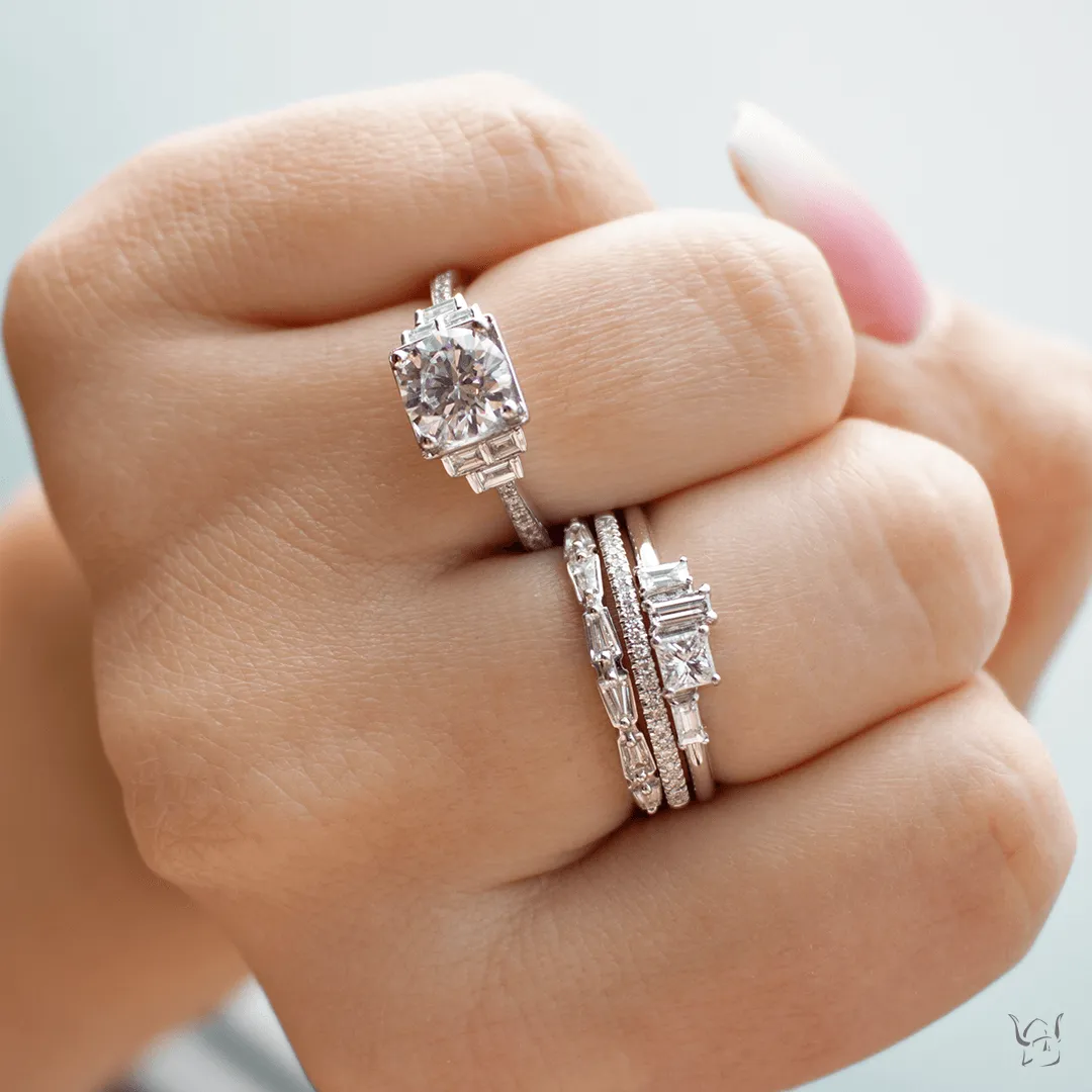 0.08ctw White Gold Diamond Band Ring