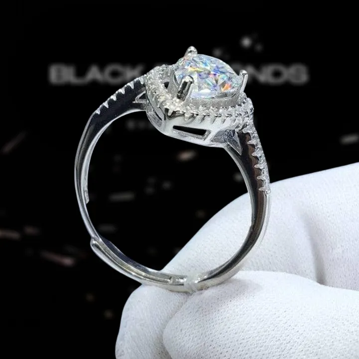 1.0 Ct Pear Cut Diamond Water Drop Engagement Ring