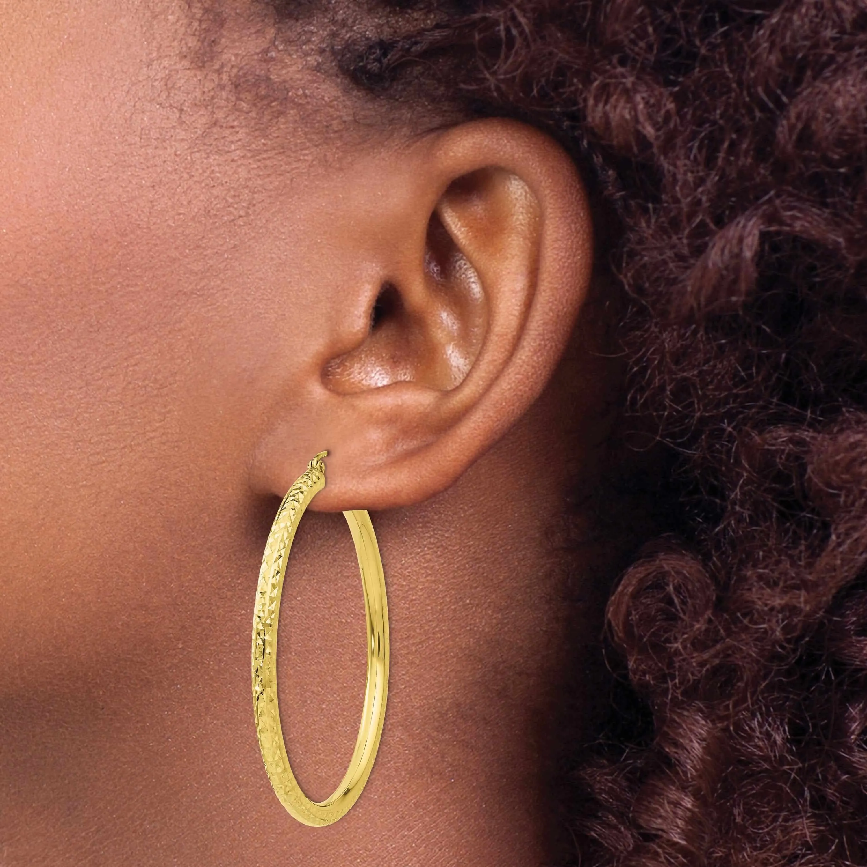 10k Yellow Gold D.C Polished Round Hoop Earrings