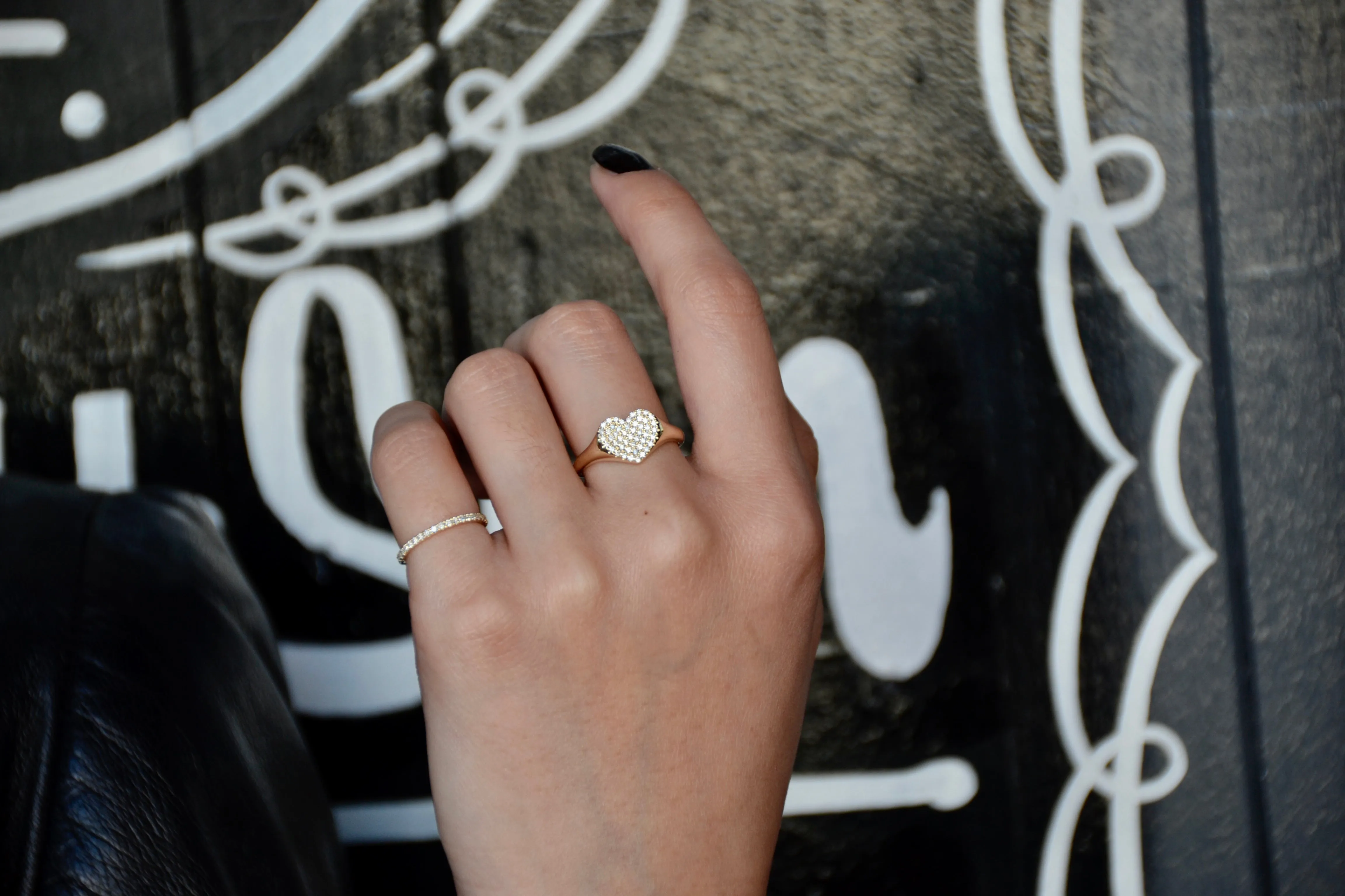 14k Diamond Signet Heart Ring lo
