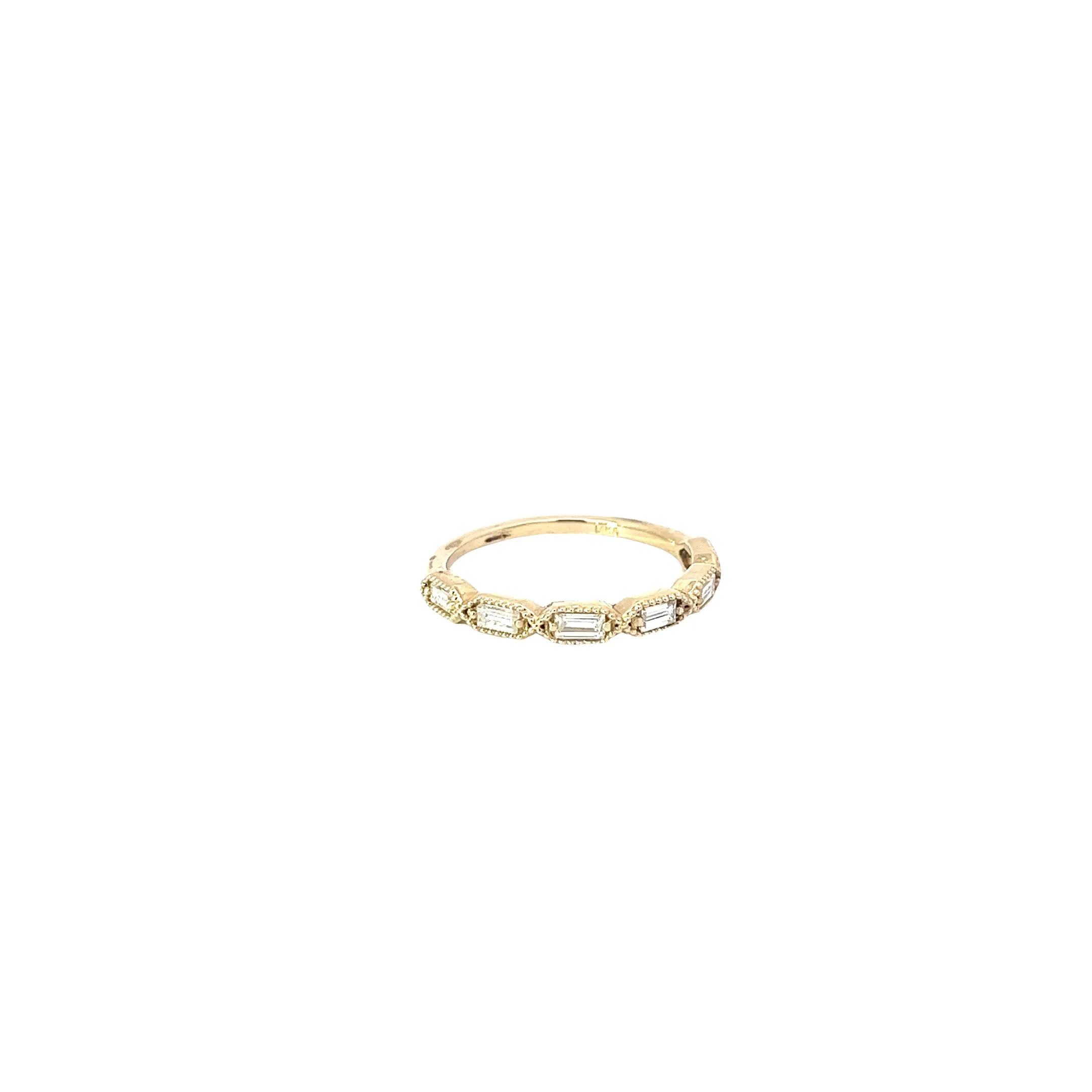 14k Yellow and White Gold .45CT F VS2 Baguette Shaped Diamond Ring size 7 1/2