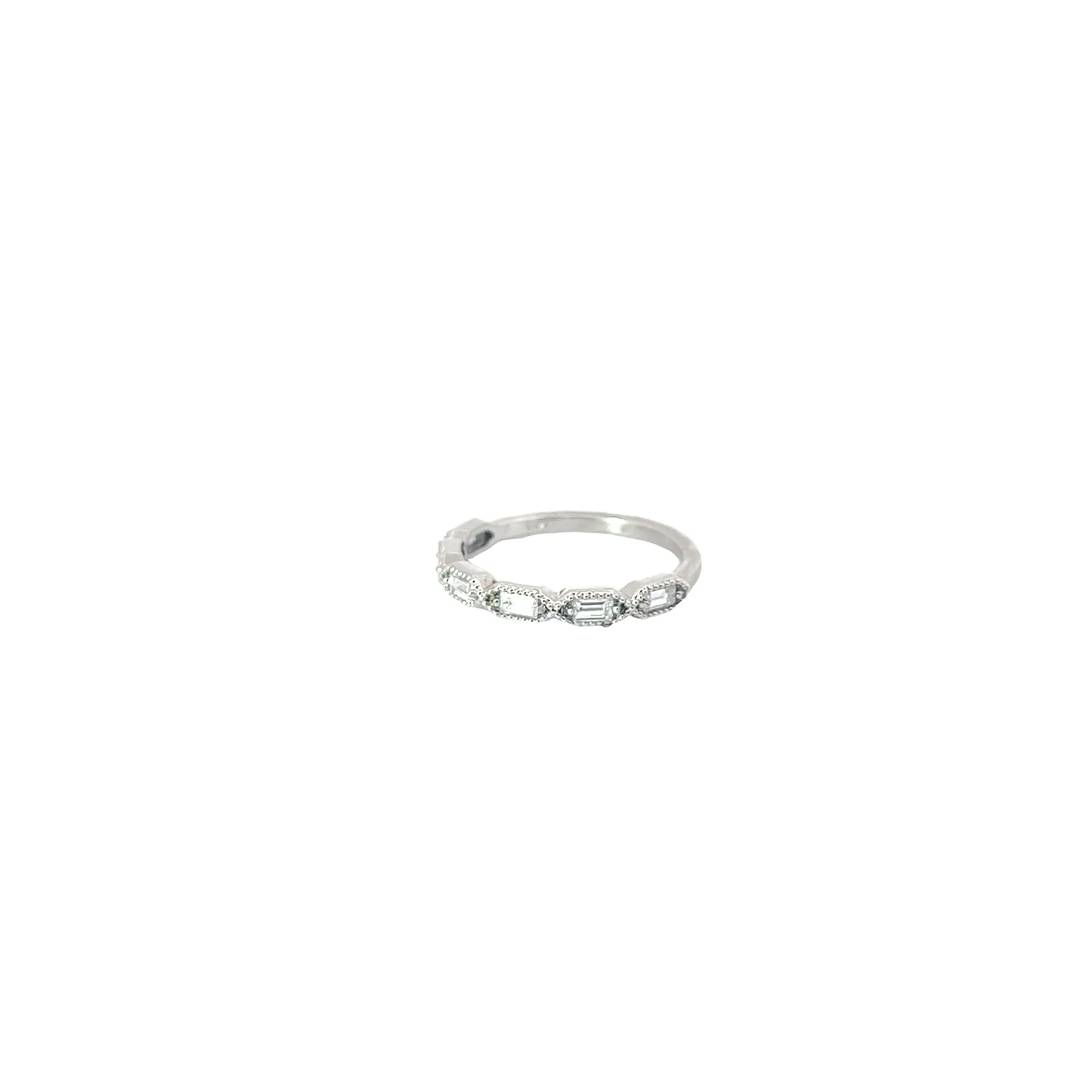 14k Yellow and White Gold .45CT F VS2 Baguette Shaped Diamond Ring size 7 1/2