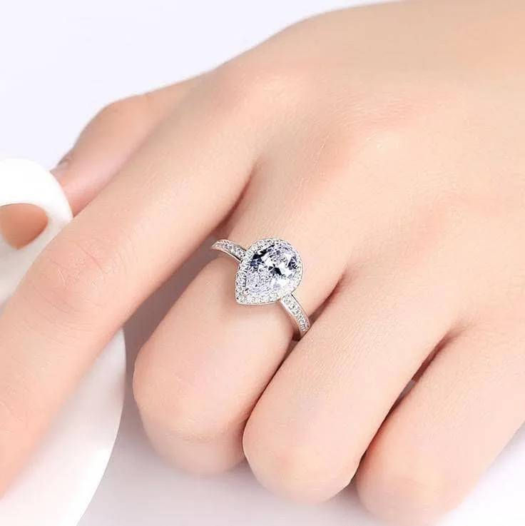 2.0 Ct Pear Cut Diamond with Halo Ring