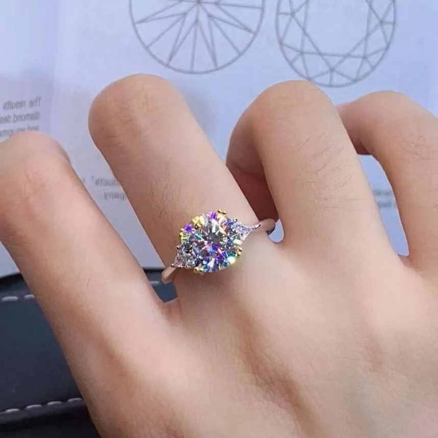 3.0 Ct Round Cut Crackling Diamond Engagement Ring