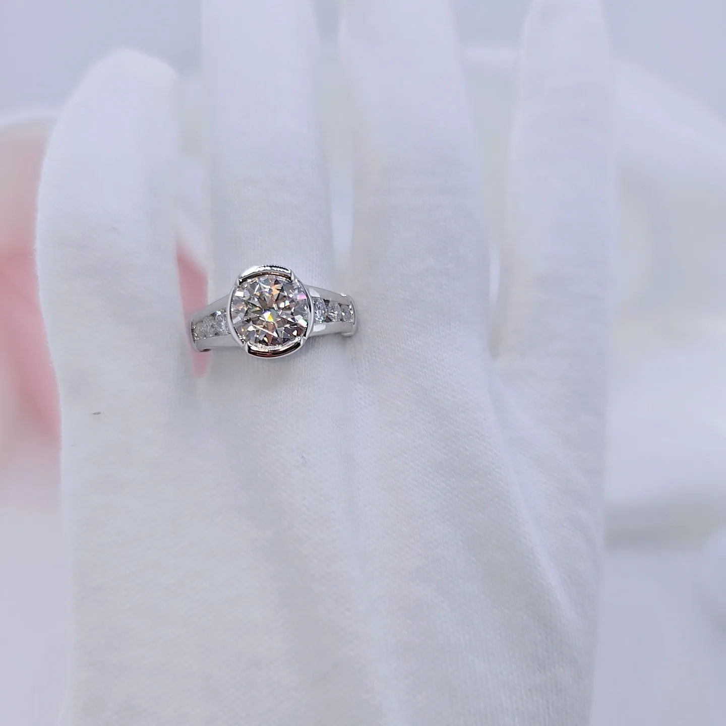 3ct Round Cut Diamond White Gold Luxury Engagement Ring