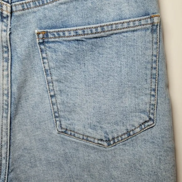 Aritzia Denim Forum The '50s Arlo Mid Thigh Short | Aritzia Shorts | Size 27