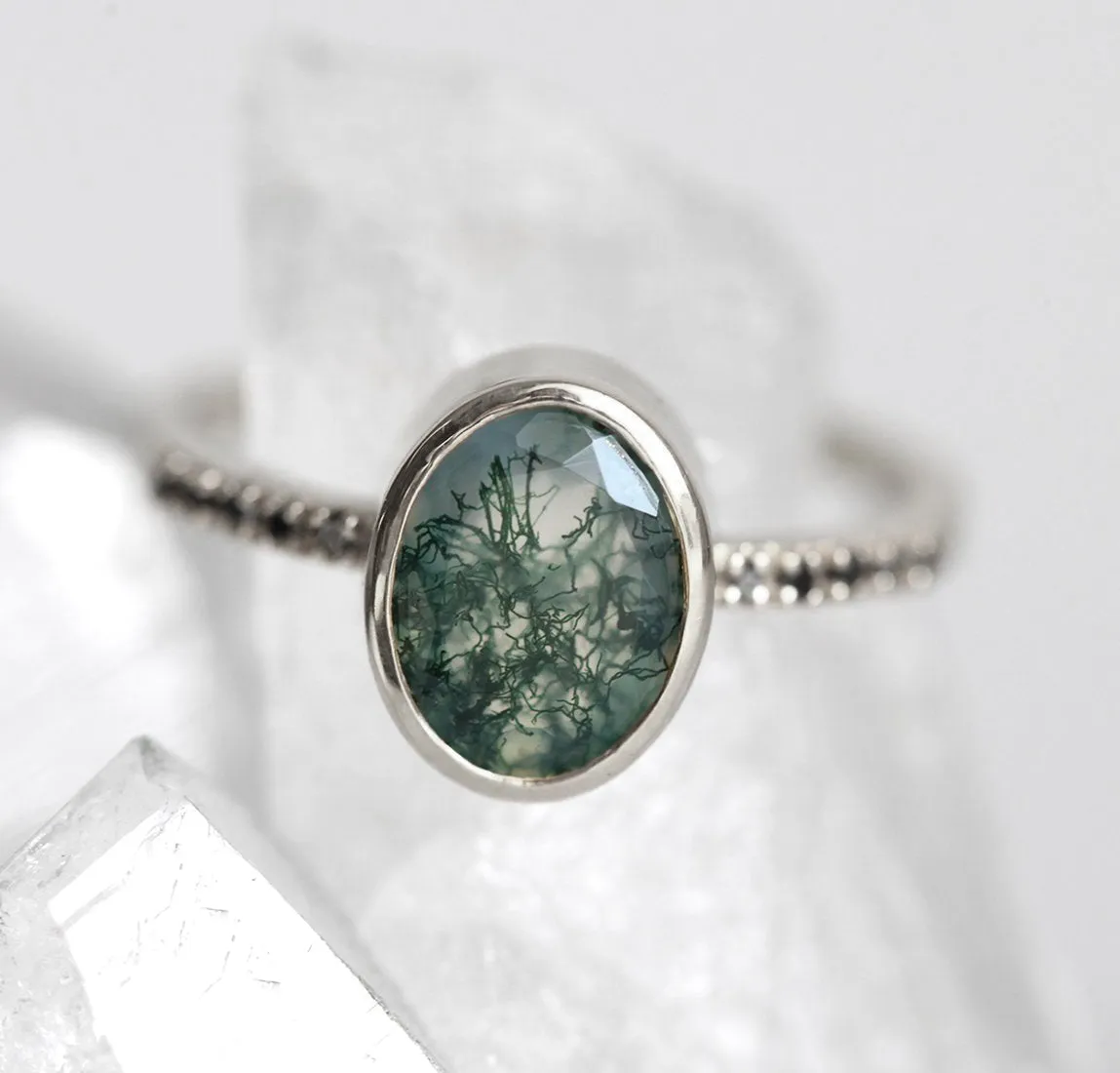 Aspen Oval Moss Agate Ring