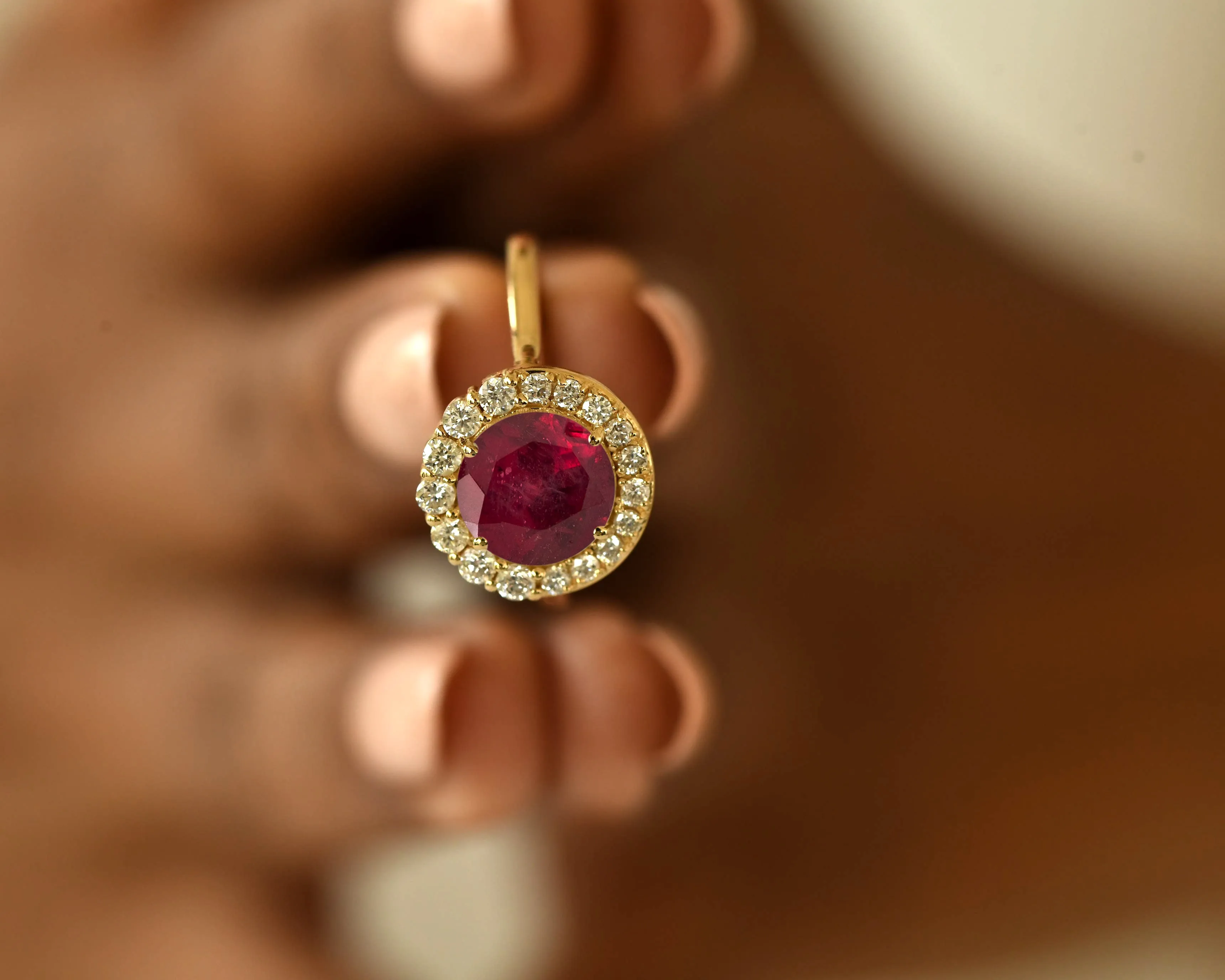 Aureola Ruby Ring