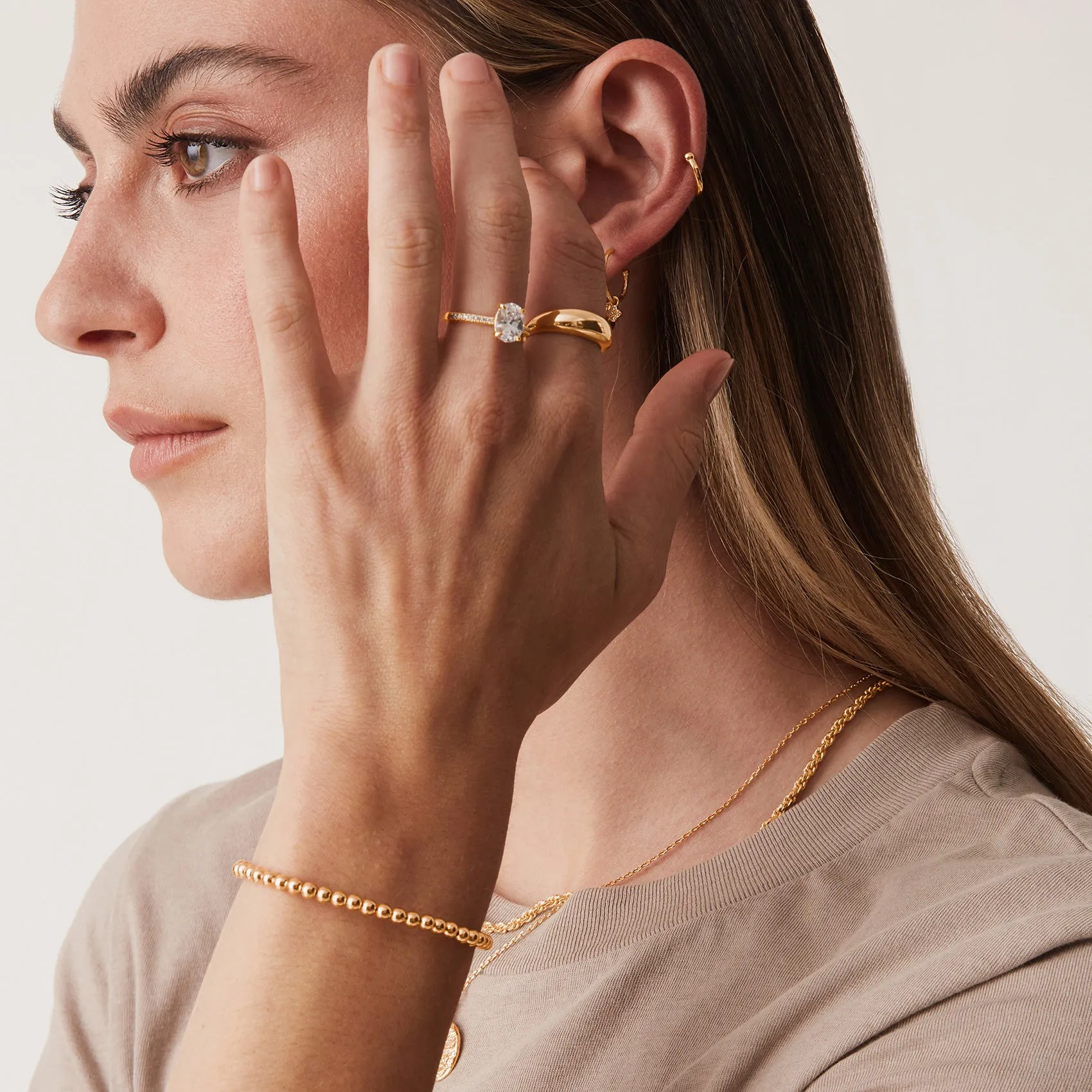 Azira Oval Ring