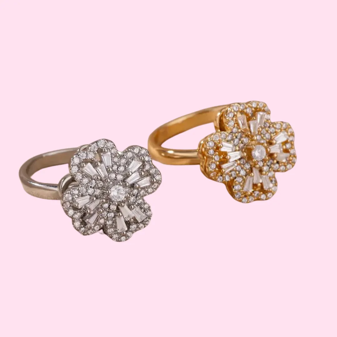 Baguette Heart Clover Fidget Ring