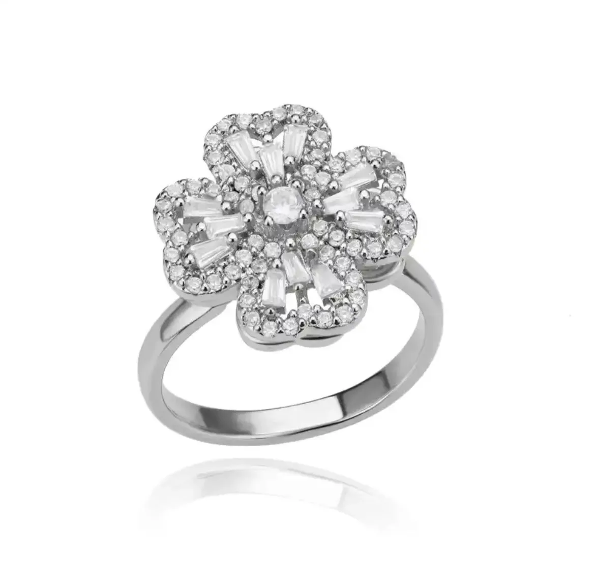 Baguette Heart Clover Fidget Ring