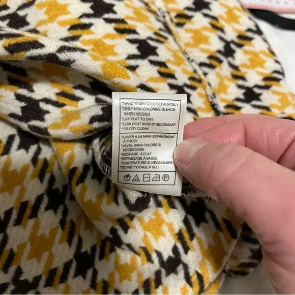 BB Dakota 7 Days A Week Houndstooth Shacket Cream / Yellow / Brown size Large