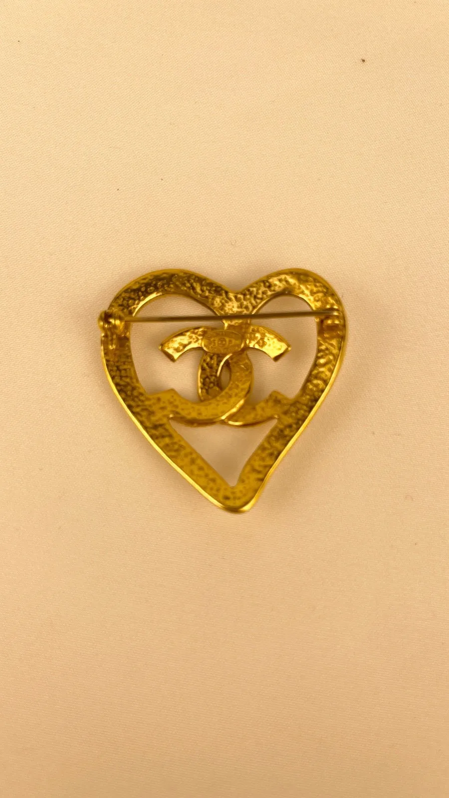Chanel Heart 95P 24kt Gold Plated Brooch