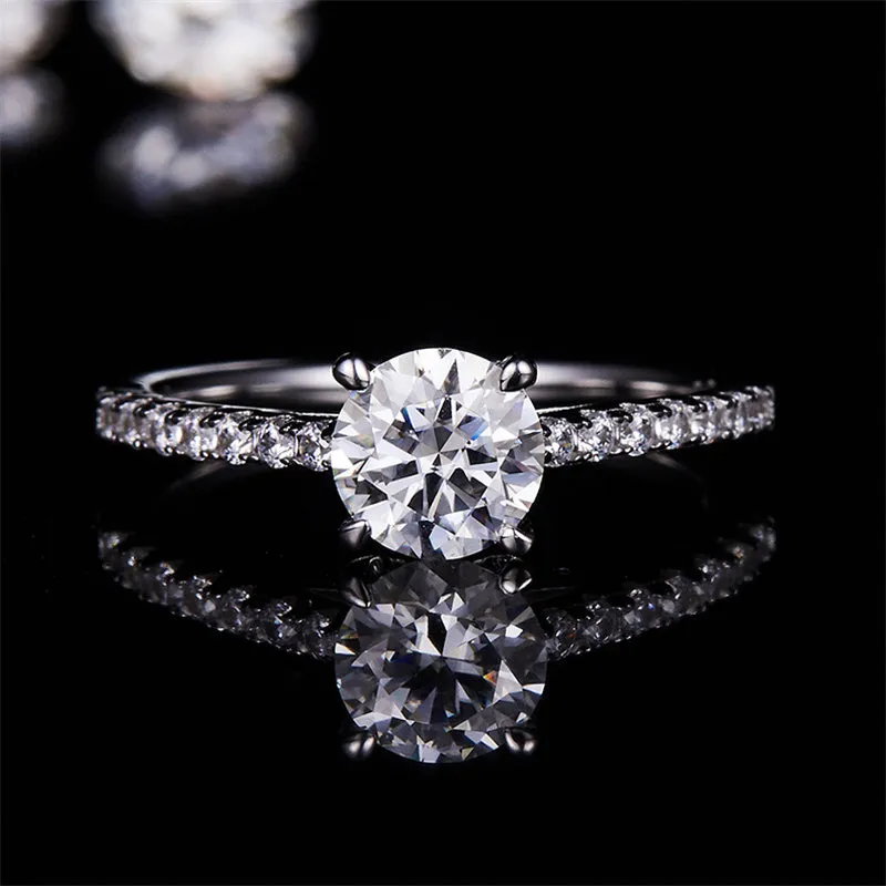 Classic 1.0ct Round Cut Moissanite Ring