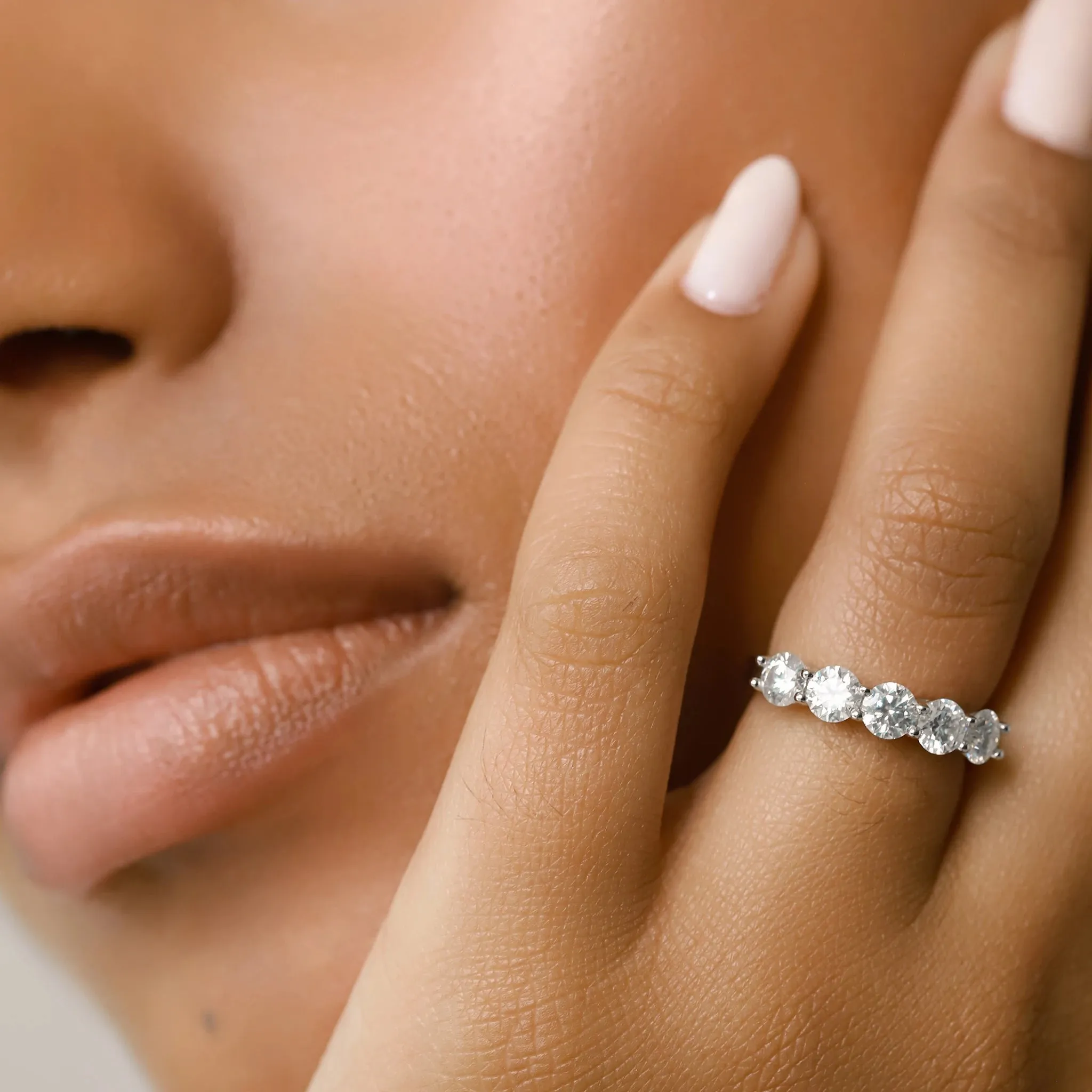 DIAMOND BAND RING