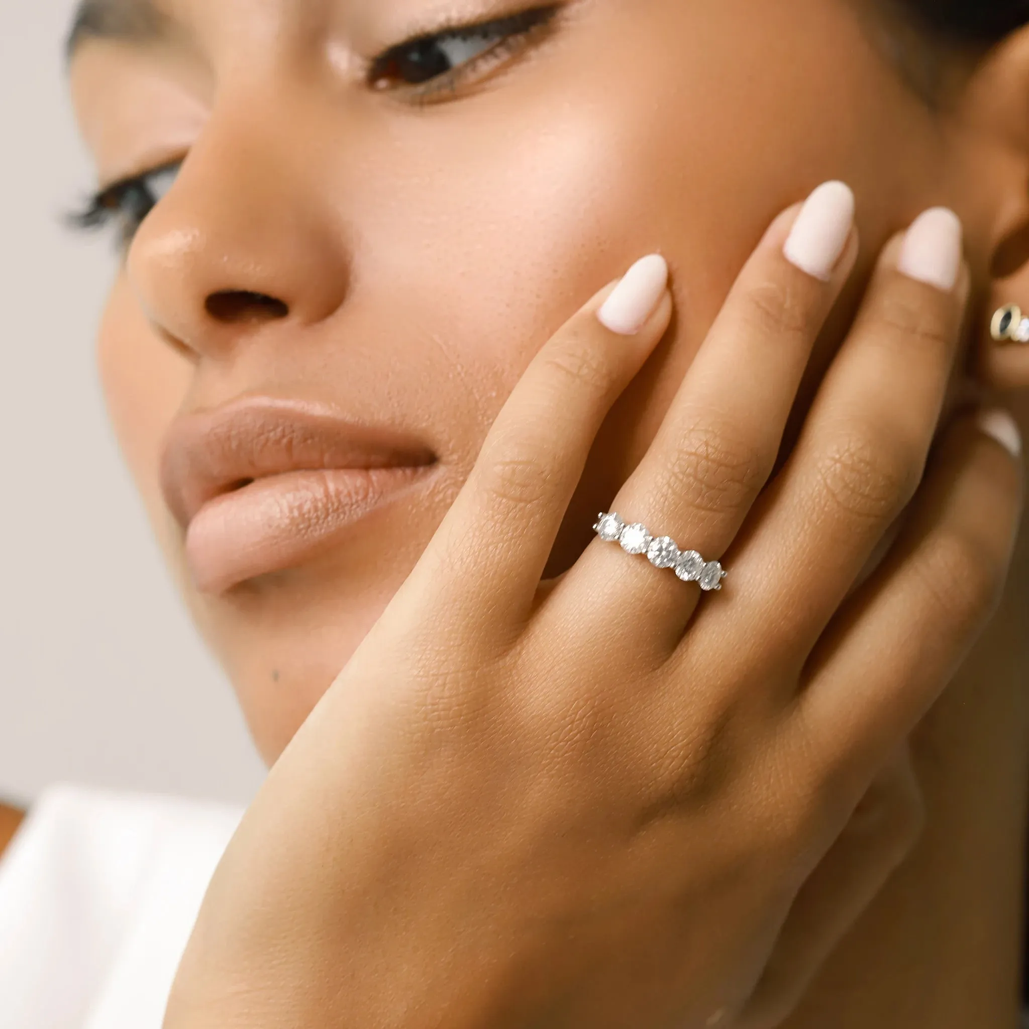DIAMOND BAND RING