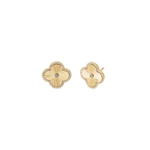 Diamond Pave Outline Ridged Clover Stud Earring 14K