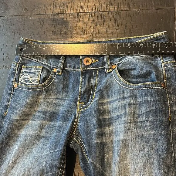 Don't Fence Me Boot Cut Western Jean Blue Denim Jeans 26 x 33