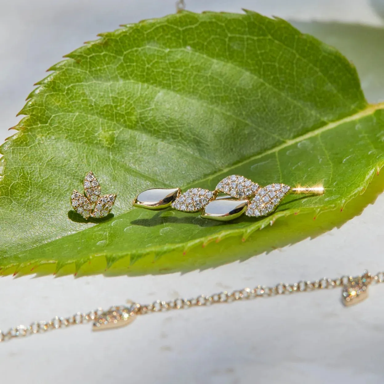 EF Collection Pavé Diamond Leaf Stud Earring