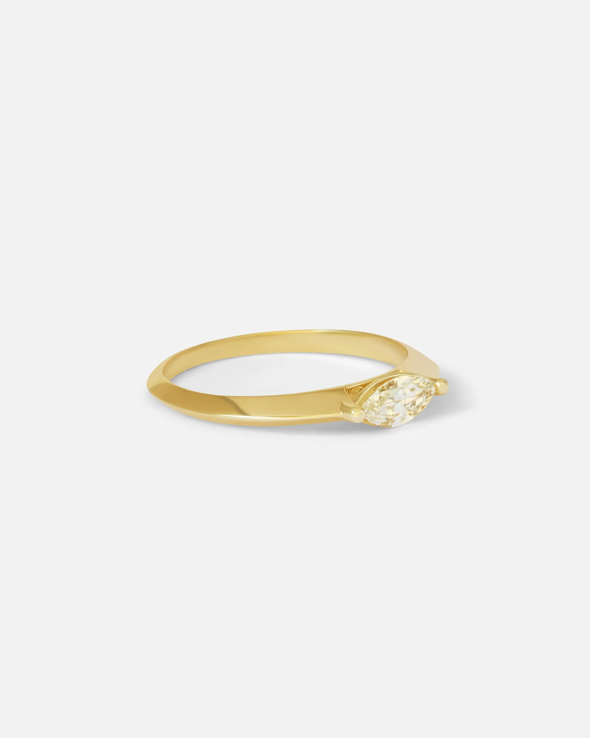Florence / White Diamond Ring