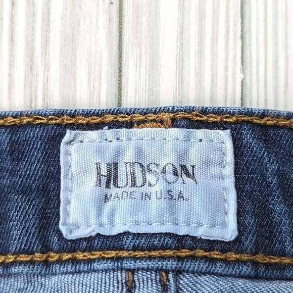 Hudson Jeans Mid Rise Skinny Jeans in Distressed Blue Size 29