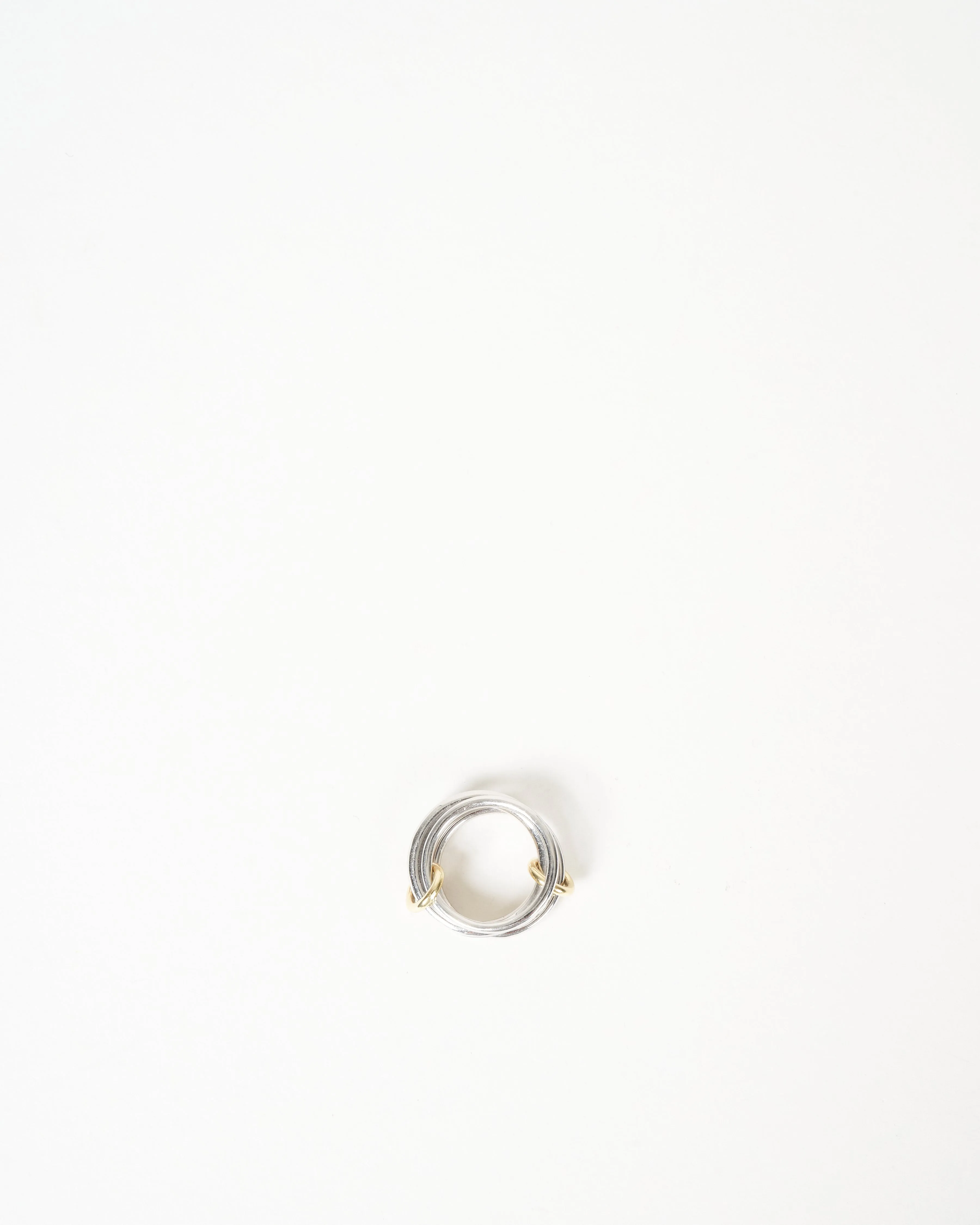 hume ring