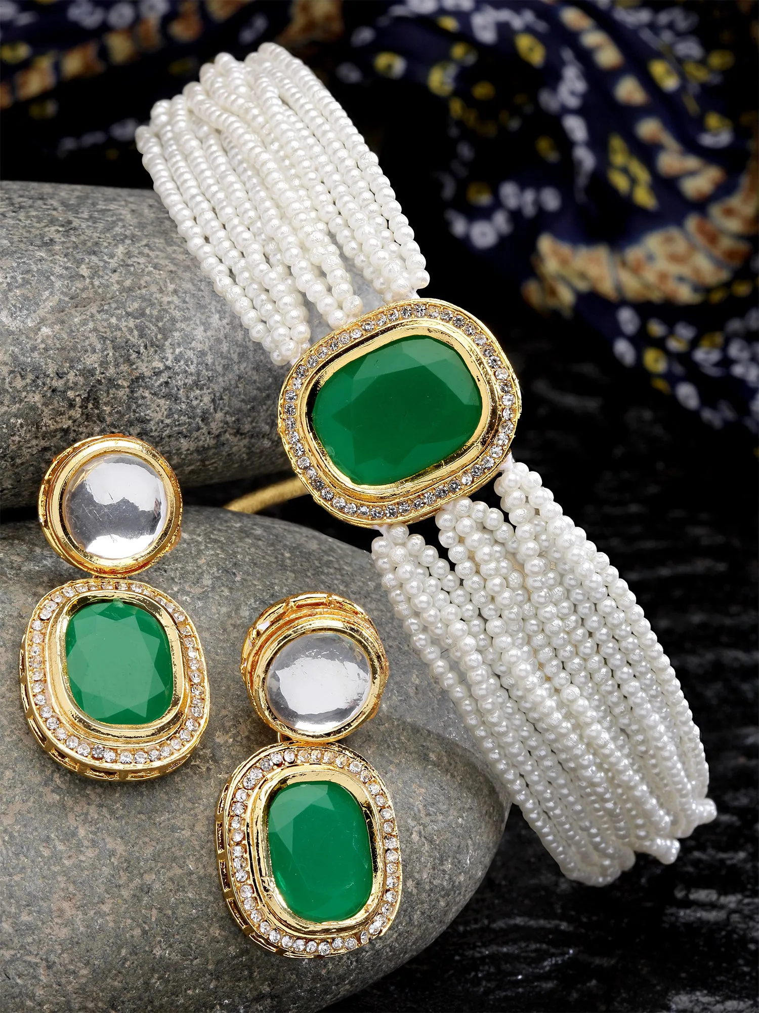 Karatcart Gold Plated Green Polki Kundan Choker Necklace Set for Women