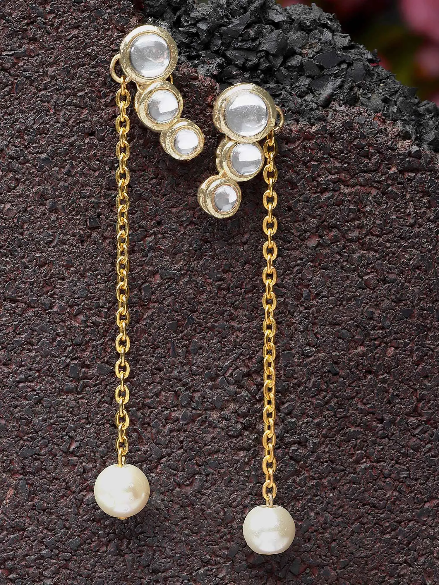Karatcart Gold Plated Pearl Kundan Drop Earring for Women