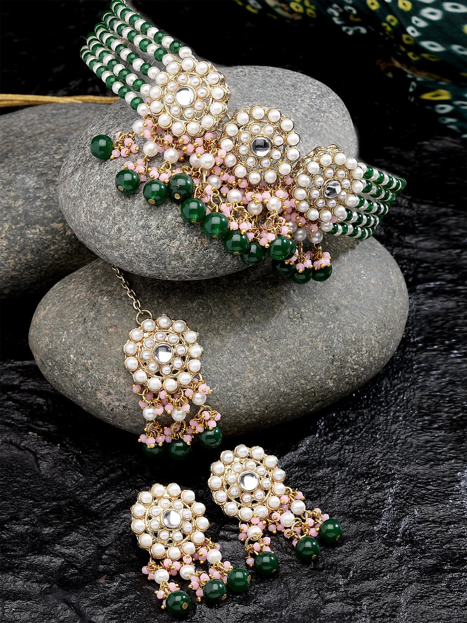 Karatcart Gold Plated White Pearl and Green Beaded Kundan Choker Necklace Set for Women
