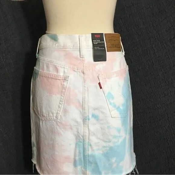 Levi’s NWT High-rise Deconstructed Skirt Size 29