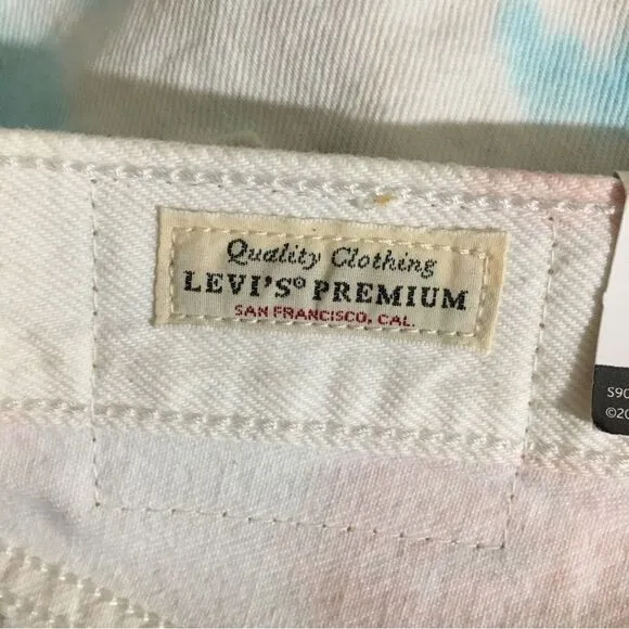 Levi’s NWT High-rise Deconstructed Skirt Size 29