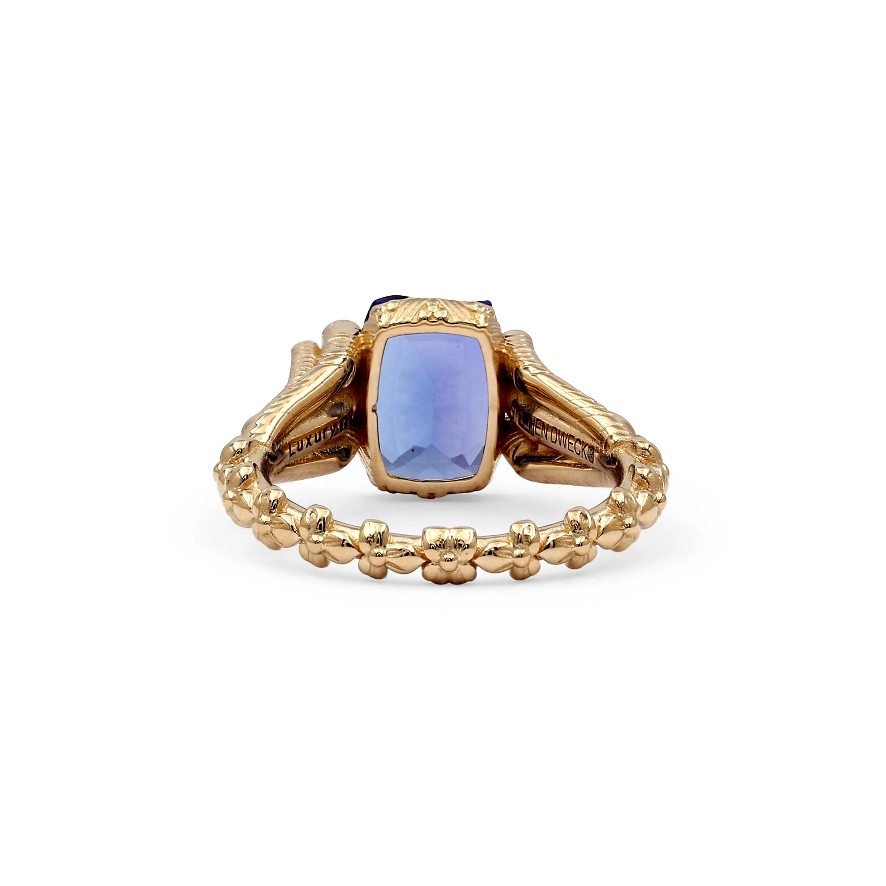 Luxury Tanzanite 3.2ct and Diamond 0.15ct Ring in 18K Gold
