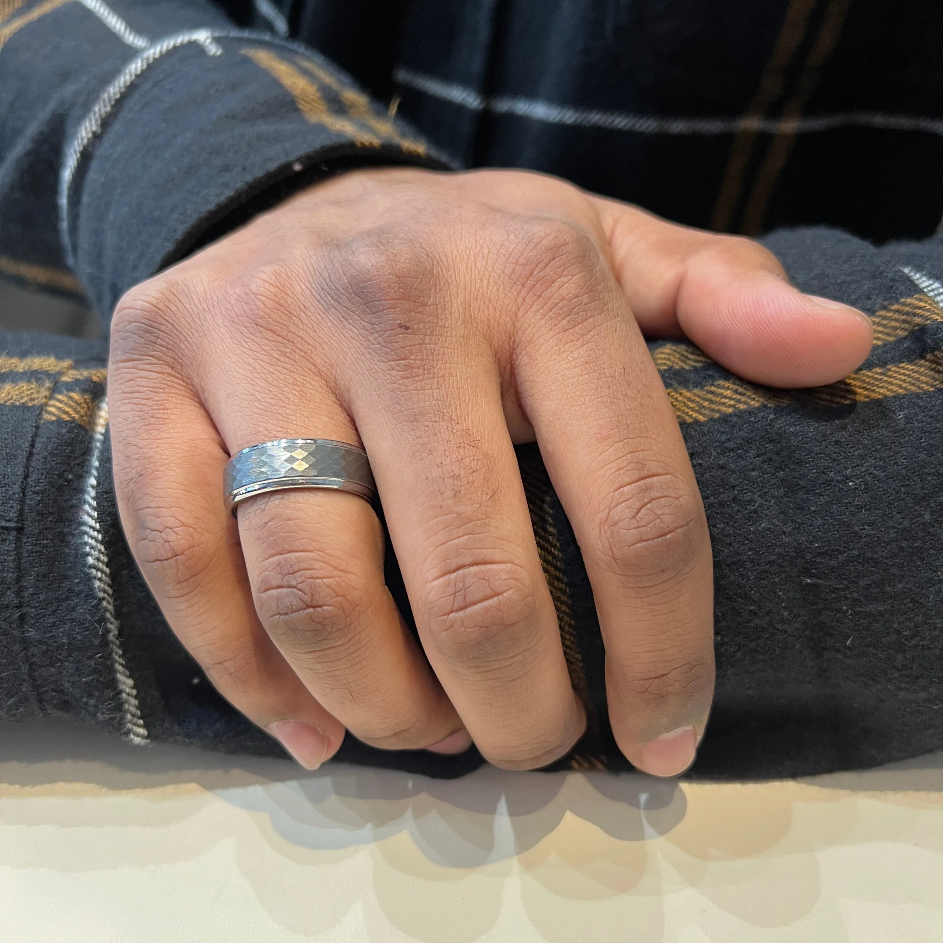 Malo (8mm) Tungsten Carbide Hammered Band