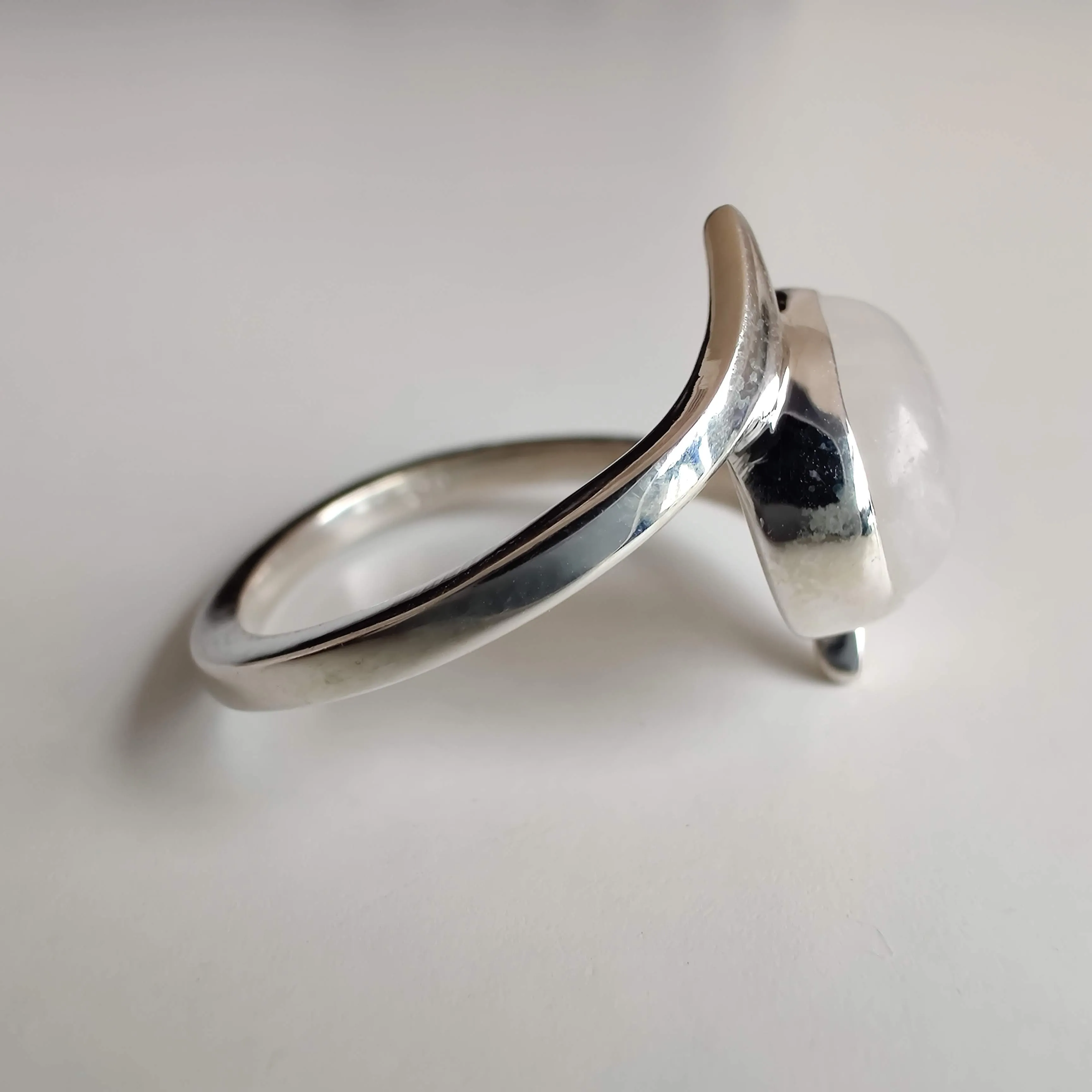 Moonstone Twist 925 Sterling Silver Ring