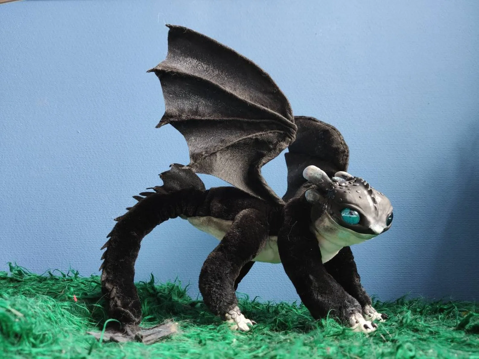 Nightlight fury dragon