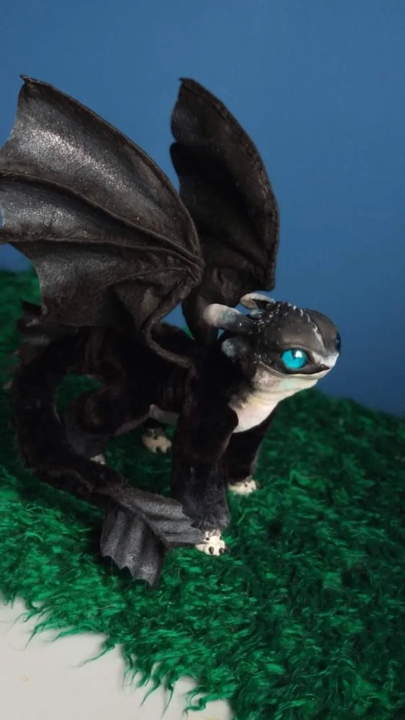 Nightlight fury dragon