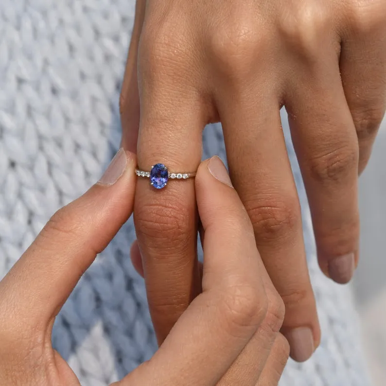 Nimbus Tanzanite Ring