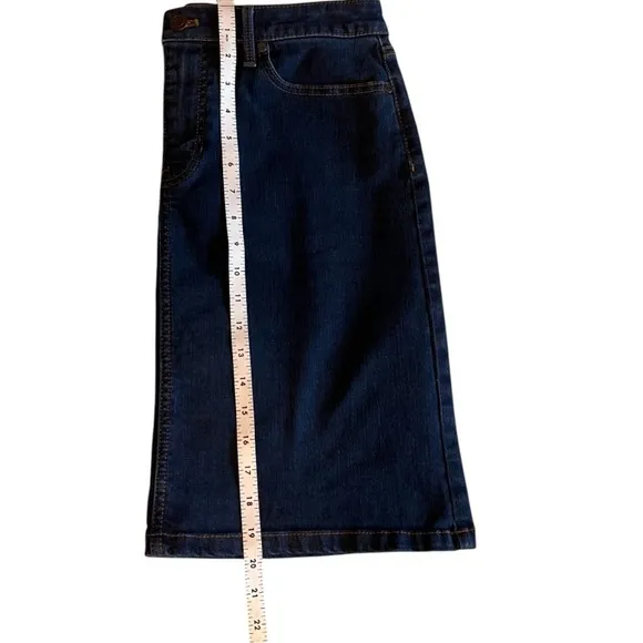 NWOT Talbots Classic Denim Skirt Size 6