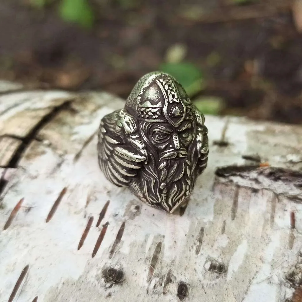Odin with ravens bronze signet ring