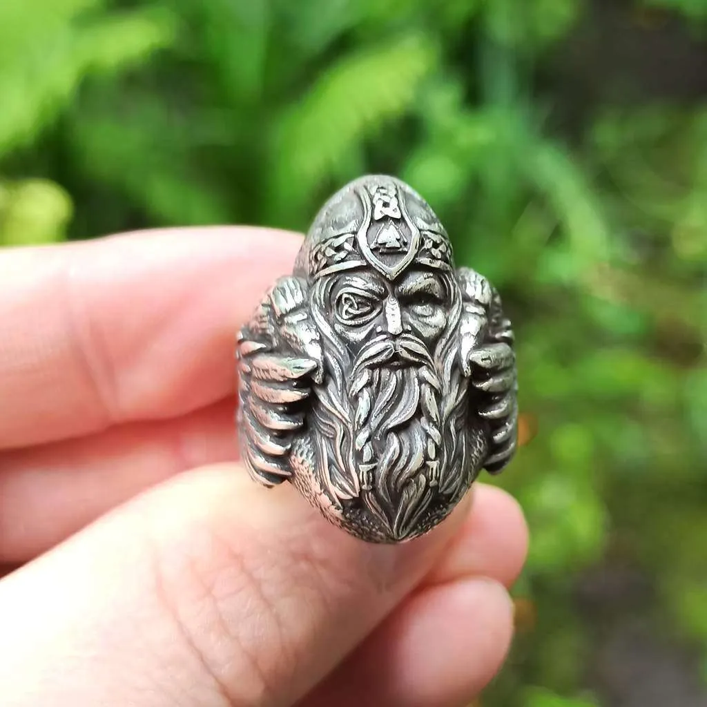 Odin with ravens bronze signet ring