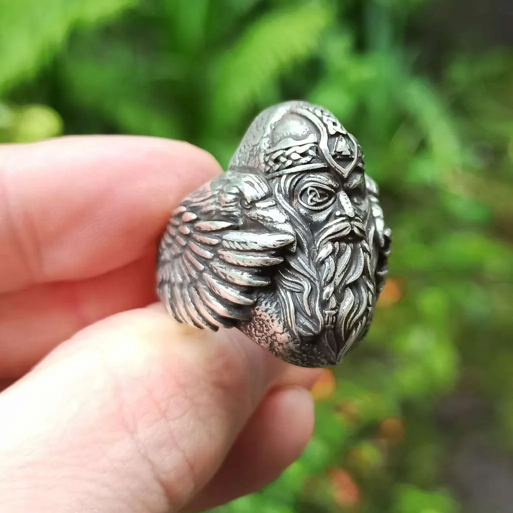Odin with ravens bronze signet ring