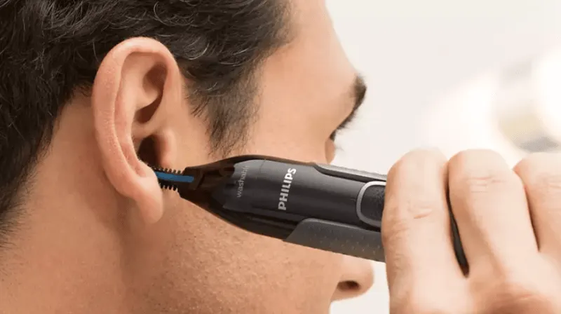 Philips Nose Trimmer Series 3000 Nose, Ear & Eyebrow Trimmer NT3650/16