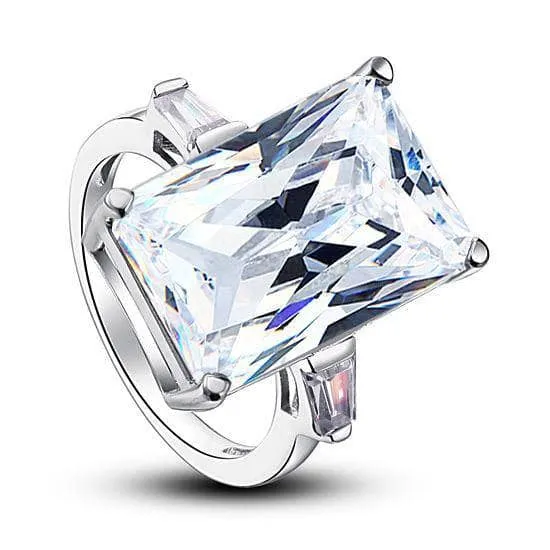 Radiant Cut Diamond Luxury Engagement Ring