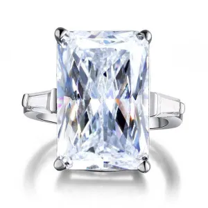 Radiant Cut Diamond Luxury Engagement Ring