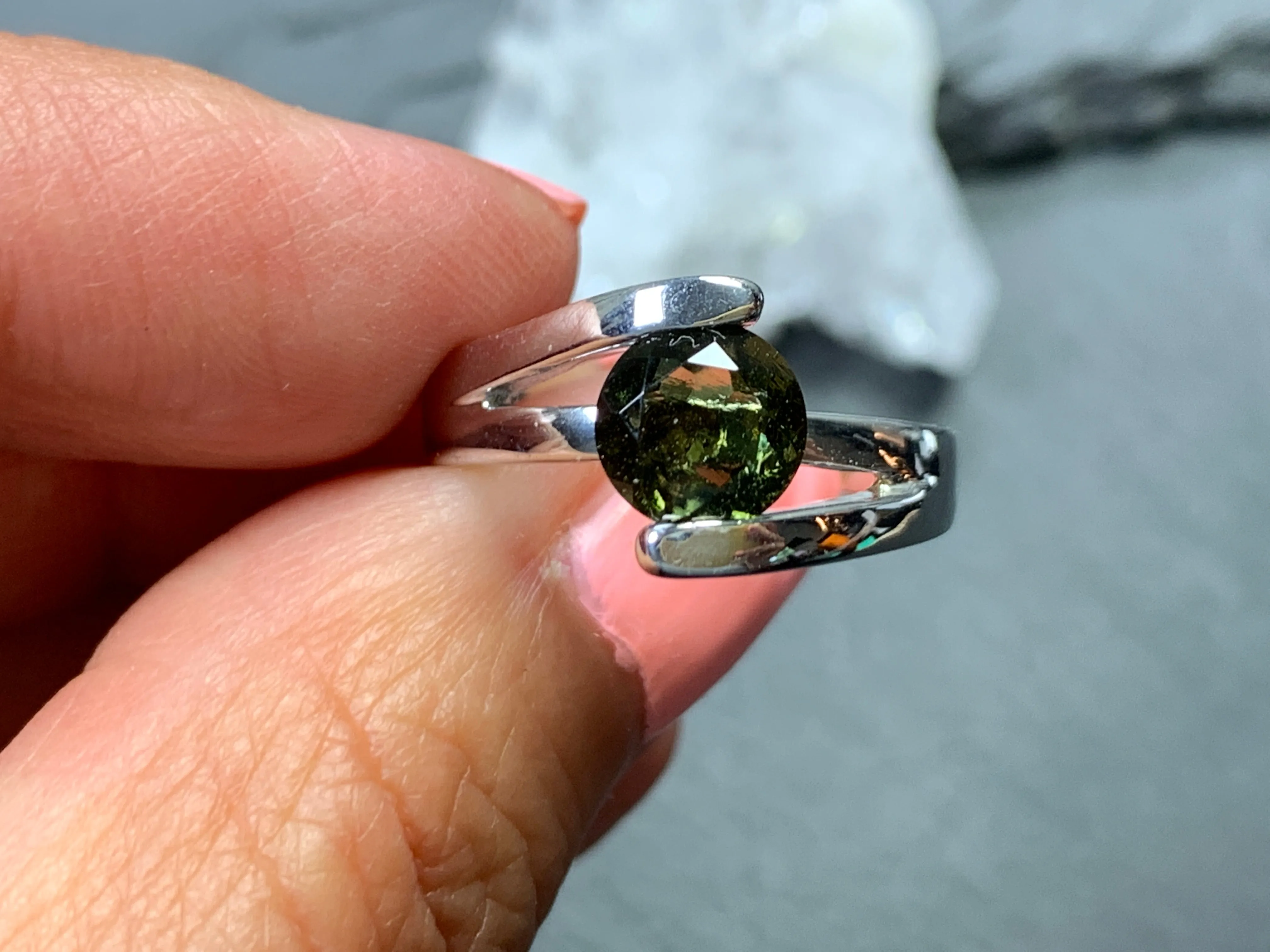 Rhodium plated silver ring/ US