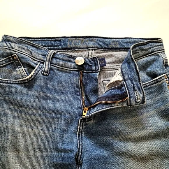 Rock &amp; Republic Women's  Distressed Frayed Hem Fixx Skinny Jeans - Size 4