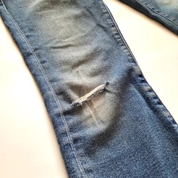 Rock &amp; Republic Women's  Distressed Frayed Hem Fixx Skinny Jeans - Size 4